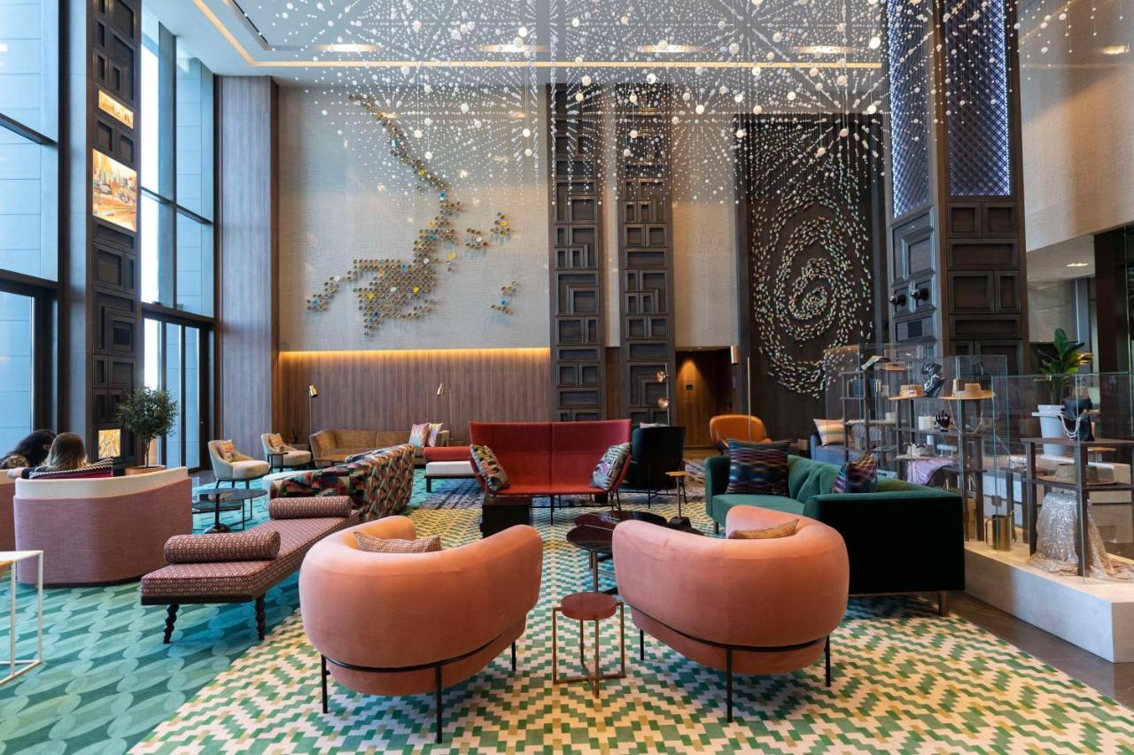 Hyatt Centric Jumeirah Dubai Eksteriør billede The lobby of the hotel