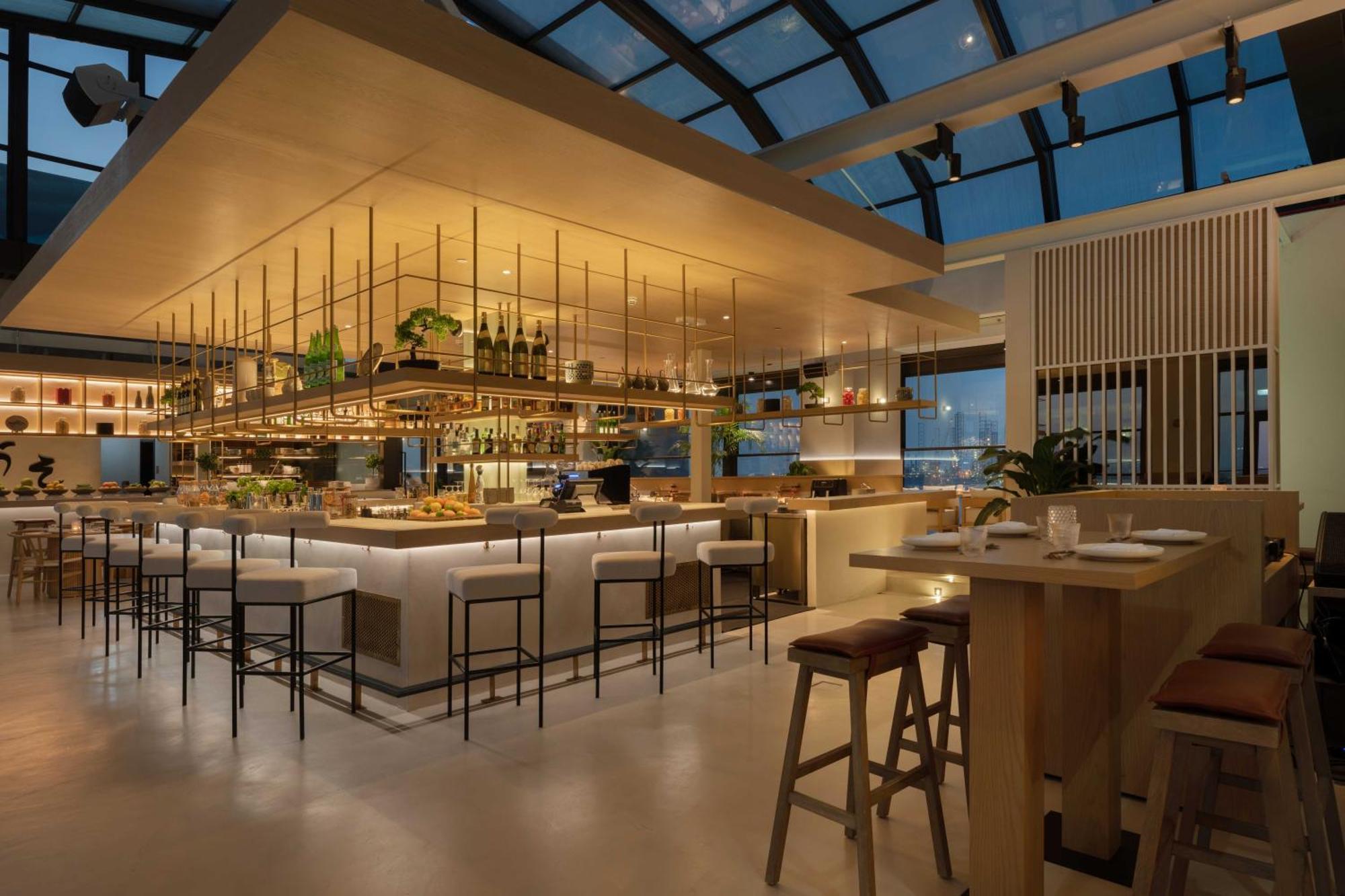 Hyatt Centric Jumeirah Dubai Eksteriør billede The Bar