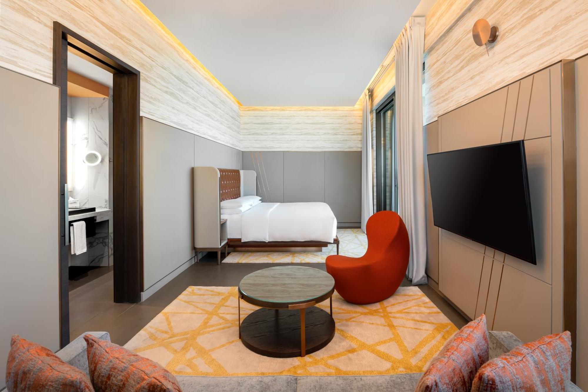 Hyatt Centric Jumeirah Dubai Eksteriør billede A bedroom at the hotel