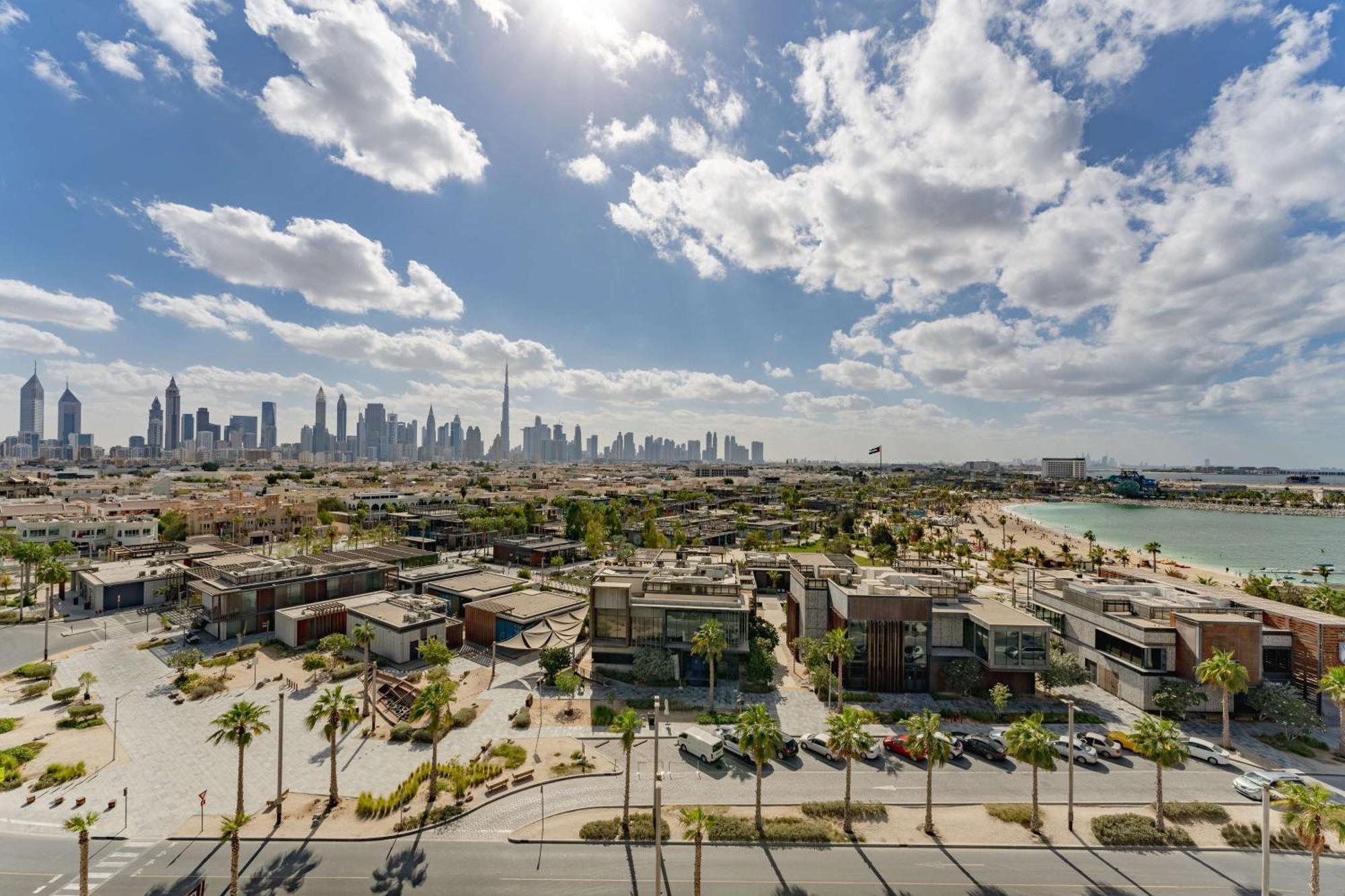 Hyatt Centric Jumeirah Dubai Eksteriør billede Dubai Motor City