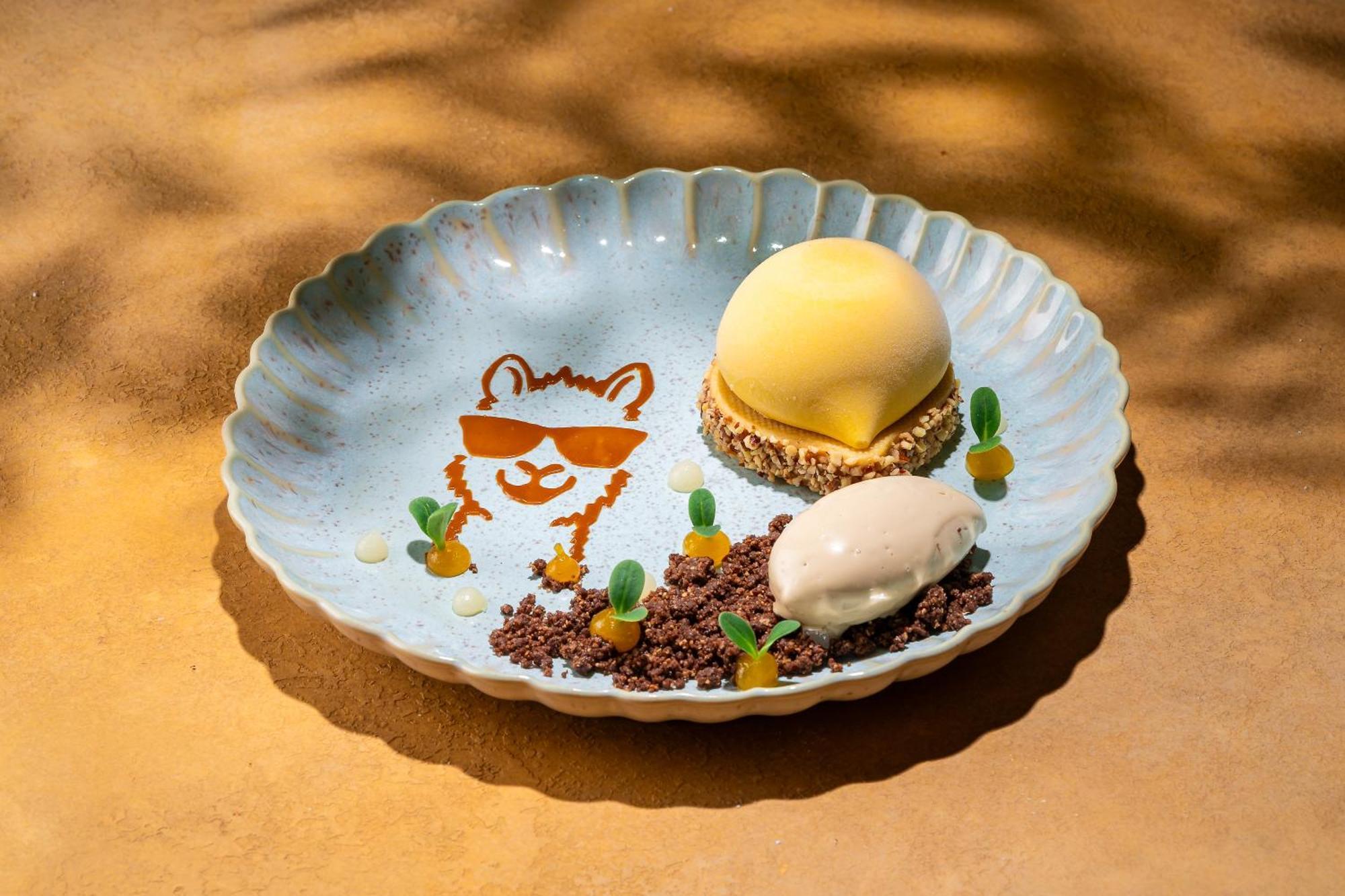 Hyatt Centric Jumeirah Dubai Eksteriør billede A dessert at the restaurant